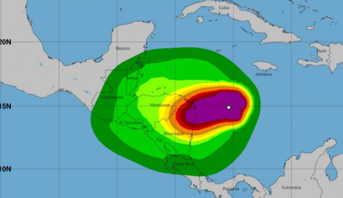 ETA se fortalece y ya es huracán categoría 3