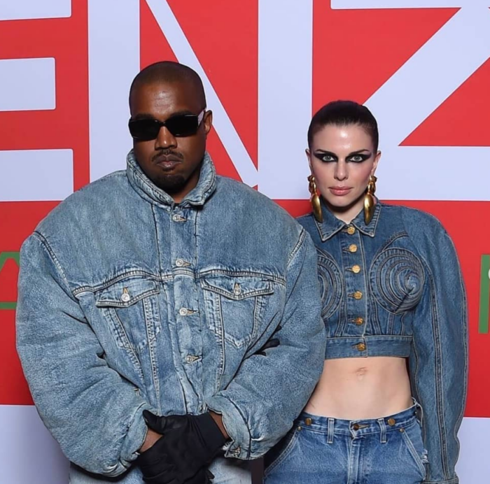 Kanye West y Julia Fox en la Semana de la Moda de París