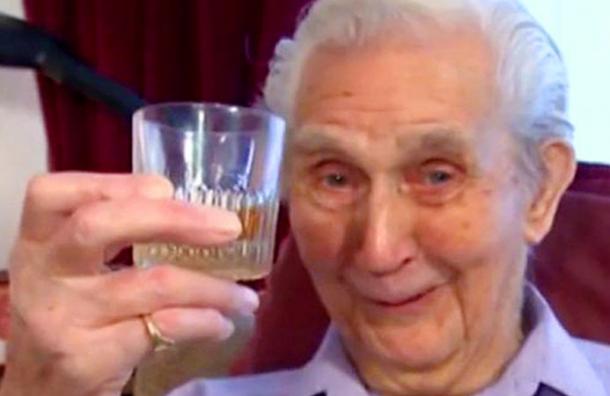 Cumplió 104 años y la locura que hizo para festejarlos quedó en el Récord Guinness